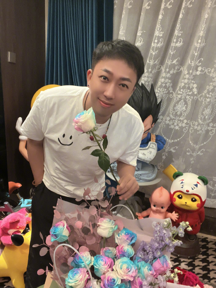 　　会议以视频形式召开，主会场设在方城县，市本级及各县（市、区）设分会场。李鹏、白红超、阿颖、杨文普等在主会场参会。（南阳广播电视台）