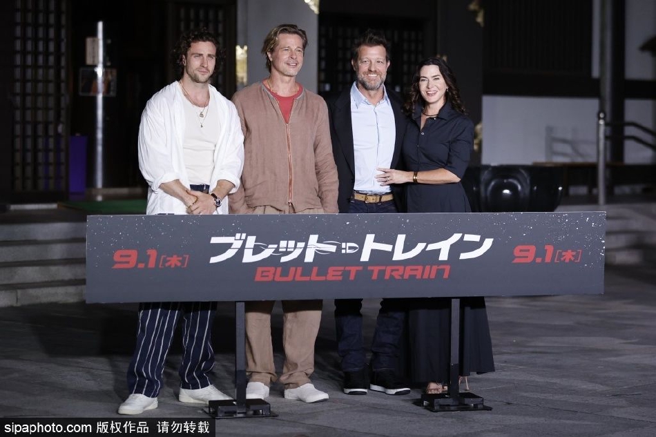 <span>一、自觉抵制违规校外培训。</span>寒假期间,校外培训机构不得违规组织开展学科类培训。违规培训逃避监管,不仅培训质量难以保证,安全管理更是隐患重重,危及学生及家长人身、财产安全,请广大学生及家长共同抵制违规培训和各种形式的诱导、广告,以免上当受骗。