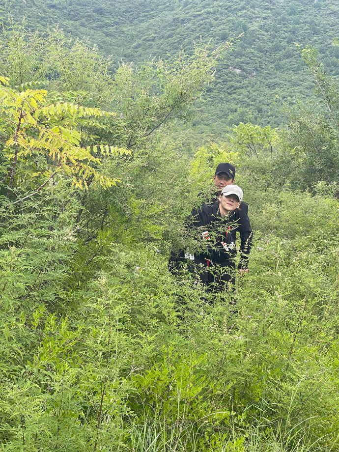 “通过房票政策,我多获得1万多元的补贴,购房更划算了。”近日,在广州市荔湾区石围塘旧城改造项目征拆现场,领到广州首批房票的居民周女士如是说。刚领到房票的群众吴先生也兴奋地说,“从签订补偿协议到房票开具一气呵成,下一步凭房票就可以去入库楼盘选房了。”