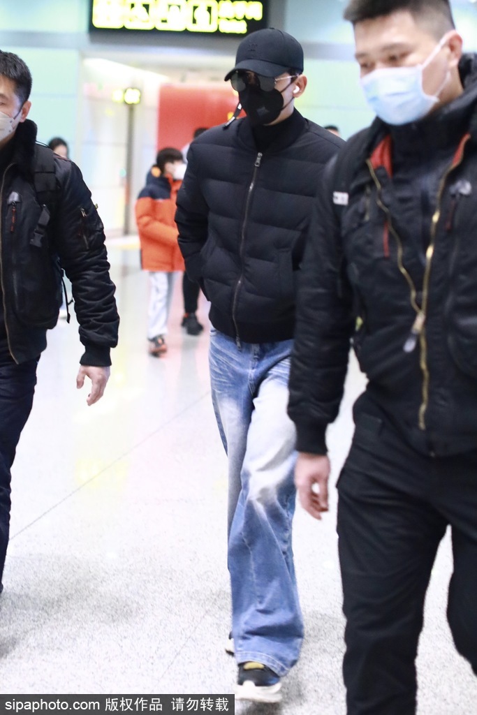 　　相关数据出炉后，日本nhk电视台、美国《华尔街日报》等媒体纷纷表示，中国可能已超过日本，成为全球最大的汽车出口国。日本汽车工业协会预测，该国汽车2023年全年出口量在430万辆左右，低于中国出口量。
