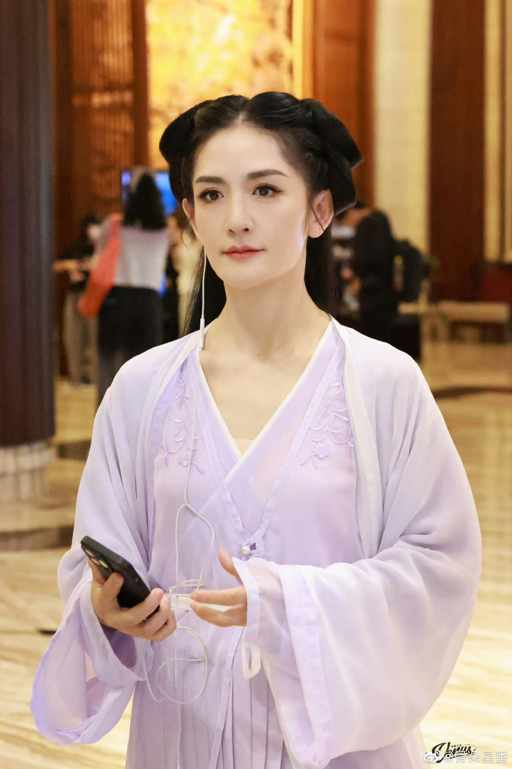 会议强调,全市各级各部门和广大党员干部务必深刻汲取教训,强化底线思维、风险意识,警钟长鸣、举一反三,严守安全底线,严控重大风险,坚决守住不发生人员伤亡和不造成重大社会影响的“金标准”。