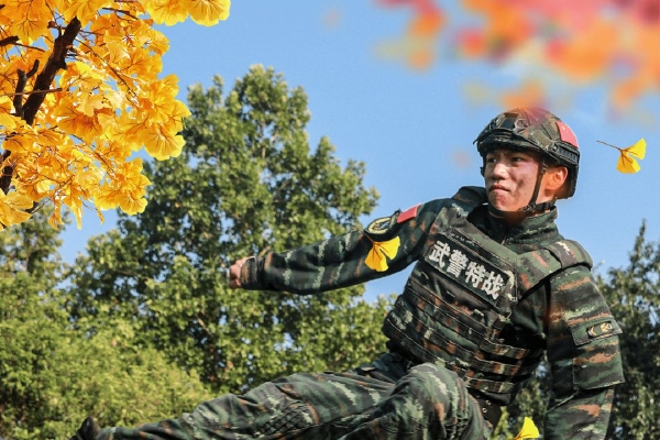 　　近期，河北省迁西县老干部马树山因举报当地领导干部被逮捕、起诉的案件引起社会广泛关注。最高检高度重视，专门派出院领导前往河北指导案件办理；会同河北省检察机关，在审查核实的基础上，指令迁西县检察院以不存在犯罪事实对马树山依法撤回起诉，并将依法作出不起诉处理。对检察机关在此案中多个方面存在的严重问题，要按照司法责任制规定，严肃追责。（1月19日 央视新闻）