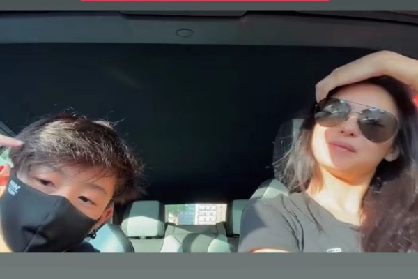 　　哪怕交战双方，彼此不共戴天，但对中国总体都很尊重。我记得当年我们驻加沙记者的越野车上，总是写着“china（中国）”和“tv”两个字（中国谁都知道，tv则最简单，比press更好认）。