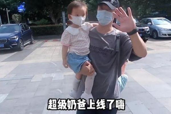 在旧改、城中村领域探索新模式的还有深圳。近日,由深圳市规划和自然资源局会同深圳市住房和建设局起草的《关于积极稳步推进城中村改造实现高质量发展的实施意见》(征求意见稿)发布,于2024年2月4日前向社会征求意见。这份征求意见稿强调政府主导、分类实施。根据城中村现状条件和规划实施要求,分类推进拆除新建、整治提升、拆整结合改造。