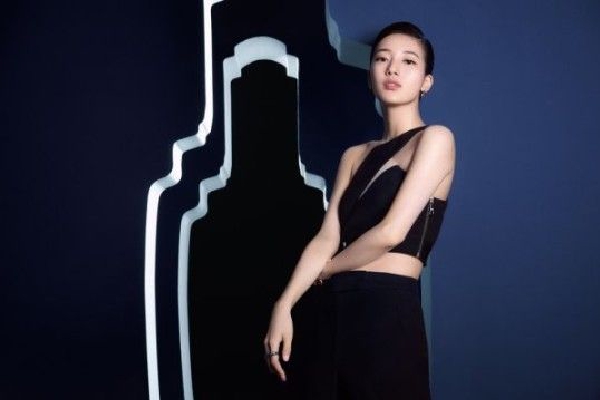 据悉,城中村改造的对象是以深圳市域内原农村集体经济组织继受单位及原村民实际占有使用的现状居住用地为主的区域。拆除新建类城中村改造项目需经物业权利人三分之二以上同意,并经原农村集体经济组织继受单位同意后方可实施。