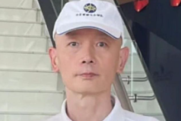 　　社论指出，只要看郑文灿涉及防疫破口争议，以及台湾畜产会前董事长林聪贤引爆的“鸡蛋之乱”，就可得知赖清德如果当选，“新潮流”将只手遮天。