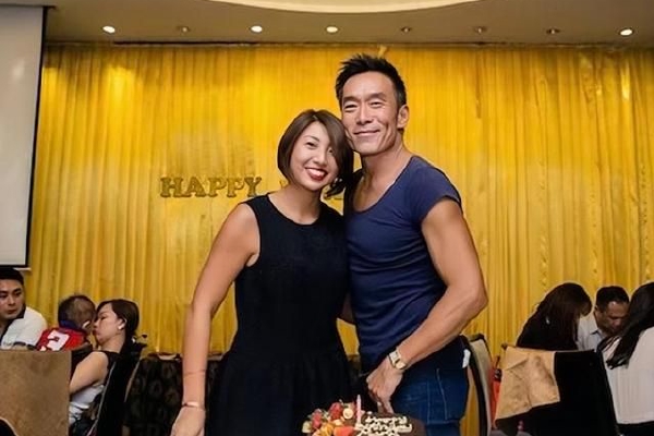 　　崔东树称，中国2024年汽车出口还会保持增长，但考虑到接下来欧盟可能会对中国出口的汽车加征关税，以及俄罗斯市场相对饱和，实现高增长的难度比较大。虽然欧盟要对中国电动汽车进行反补贴调查，但我们仍然要积极开拓海外市场，因为产业强大了，被针对是预料中的事，“我们要认清发展趋势，在海外市场建立可持续的发展模式”。