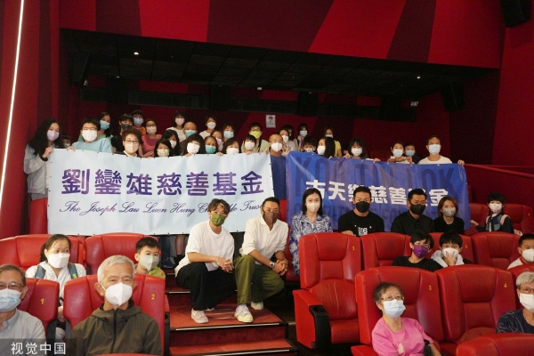 毛宁表示,我们赞赏俄方表态。事实上,不仅俄罗斯,还有很多国家和国际组织,包括印度尼西亚、越南、柬埔寨、老挝、孟加拉国、菲律宾、斯里兰卡、尼泊尔、南非、埃及、埃塞俄比亚、津巴布韦、哈萨克斯坦、乌兹别克斯坦、塔吉克斯坦、白俄罗斯、塞尔维亚、匈牙利、巴布亚新几内亚、古巴、委内瑞拉、上合组织、阿拉伯国家联盟等,以发表声明、新闻公报、答记者问等方式,公开重申恪守一个中国原则,坚定支持中方维护国家主权和领土完整,反对任何形式的“台独”,支持中国统一大业。