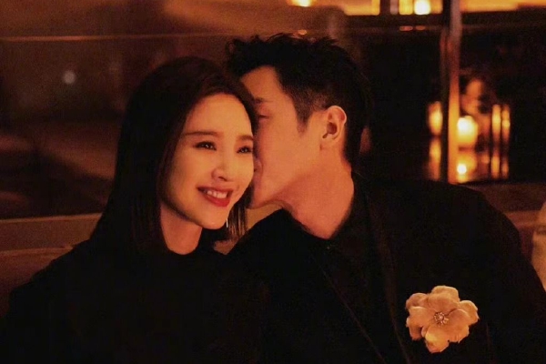 <span>要加强党对反腐败工作的集中统一领导,全链条压实各级检察院党组主体责任、党组书记第一责任人责任、班子成员和部门负责人“一岗双责”,全力支持驻院纪检监察组履行监督责任,加强全面从严治党专题会商,坚决扛牢全面从严治检政治责任。</span>