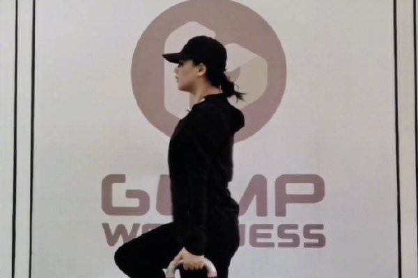 　　杨光明原为正厅级干部，其涉嫌的三个案件中，受贿案和非法持有枪支案分别由西藏自治区监委和自治区公安厅调查、侦查，而徇私枉法案则由最高人民检察院提级侦查，这在以往并不常见。