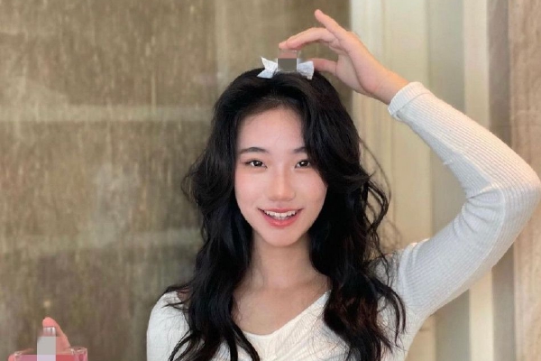 <span>纪委通报显示,孙力军从未真正树立理想信念,</span><span><strong>背弃“两个维护”,毫无“四个意识”</strong></span><span>,政治野心极度膨胀,政治品质极为恶劣,权力观、政绩观极度扭曲,妄议党中央大政方针,制造散布政治谣言,</span><span><strong>阳奉阴违,欺上瞒下</strong></span><span>,捞取政治资本。</span>