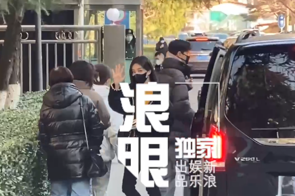 　　<span>纪委通报显示，孙力军从未真正树立理想信念，</span><span><strong>背弃“两个维护”，毫无“四个意识”</strong></span><span>，政治野心极度膨胀，政治品质极为恶劣，权力观、政绩观极度扭曲，妄议党中央大政方针，制造散布政治谣言，</span><span><strong>阳奉阴违，欺上瞒下</strong></span><span>，捞取政治资本。</span>