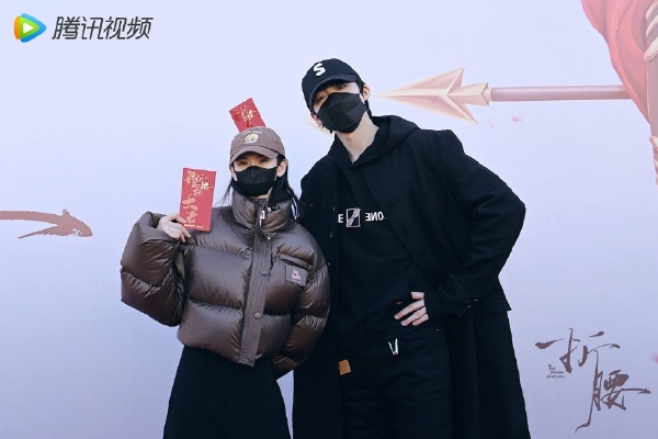 　　毛宁指出，无论台湾岛内局势怎样变化都改变不了，世界上只有一个中国，台湾是中国一部分的基本事实。台湾从来不是一个国家，过去不是，今后更不可能是。我们坚信，国际社会坚持一个中国原则的普遍共识和稳固格局必将更加牢固。中国人民反对“台独”分裂和外部势力干预，争取国家统一的正义事业必将得到更多理解和支持。