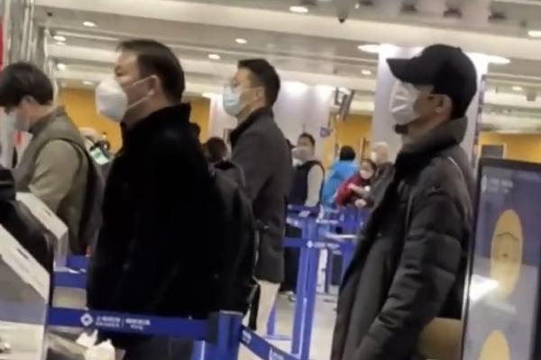 　　当时，他表示，13年时间，自己从专业干到了经济、政治，又干回了专业，“这个历程中，一路风雨、一路汗水、一路体验、一路美景，目前仍在实现理想的途中”。