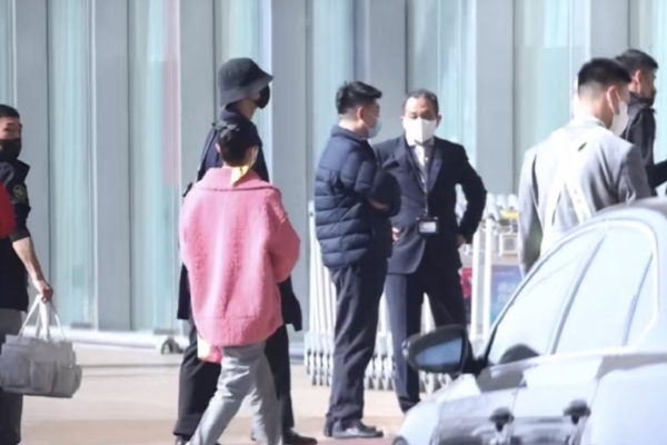 2024年春运将至,从1月26日至3月5日,为期40天。1月20日,记者从全省春运工作电视电话会上获悉,今年我省春运客流将大幅增长,预计出行超6.4亿人次,创历史新高,2月17日(正月初八)将达到流量高峰。