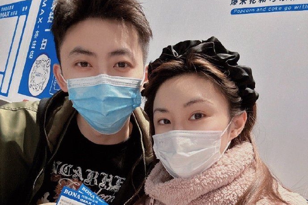 　　同时，由西藏自治区监察委员会调查的杨光明涉嫌受贿案、西藏自治区公安厅侦查的杨光明涉嫌非法持有枪支案也移送西藏自治区人民检察院一并审查起诉。目前，该案正在进一步办理中。