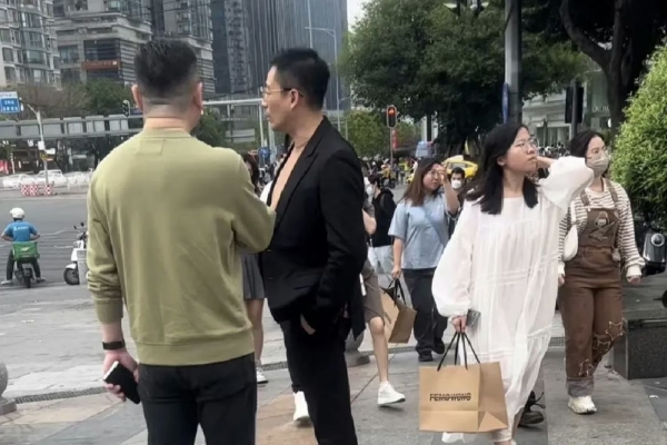 毛宁强调,我们敦促美方务必认清台湾问题的极端复杂性和敏感性,切实恪守一个中国原则和中美三个联合公报,将美国领导人多次重申的不支持“台独”、不支持“两个中国”或“一中一台”、不寻求把台湾问题作为工具遏制中国等承诺落到实处,慎之又慎处理涉台问题,不以任何形式虚化掏空一个中国原则,不向“台独”分裂势力发出任何错误信号。