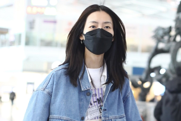 同时,由西藏自治区监察委员会调查的杨光明涉嫌受贿案、西藏自治区公安厅侦查的杨光明涉嫌非法持有枪支案也移送西藏自治区人民检察院一并审查起诉。目前,该案正在进一步办理中。