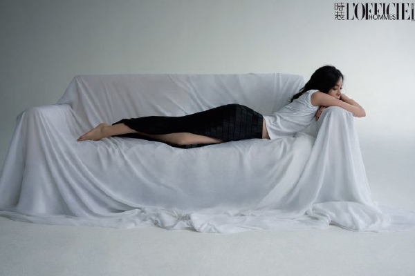 1月15日,外交部发言人毛宁主持例行记者会。法新社记者提问,美国的资深代表团今天在台湾地区会见赖清德和蔡英文,发言人对此有何回应?