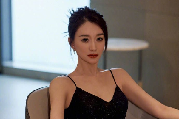 作为国足目前的当家射手,武磊注意到了外界的批评,“我看到了网上的一些评论,但作为职业球员,这么多年都走过来了。我们不是第一次面对困难和压力,这么多年一直处在这样的环境中,我们球员有心理准备,也相信可以处理好,将压力转化为动力。”