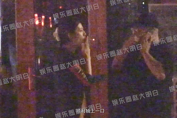 　　中汽协常务副会长兼秘书长付炳锋表示，中国汽车行业的飞速发展首先得益于国家战略引导。此外，以共建“一带一路”倡议为代表的国家高水平开放举措，为企业“走出去”打通道路、创造机遇。中国汽车企业紧紧抓住了历史机遇，以创新驱动，拼搏努力，厚积薄发，迎来全面崛起。日本共同社表示，中国汽车制造商在本国政府的扶持下提高了技术能力，实现了低价且高质量纯电动汽车的出口增长。付炳锋也表示，高质量的制造水平和先进的电动化、智能化技术是中国车企开拓海外市场的一大优势。