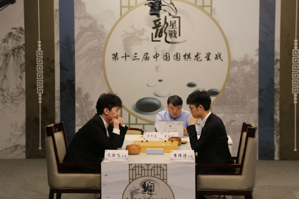 毛宁强调,我们敦促美方务必认清台湾问题的极端复杂性和敏感性,切实恪守一个中国原则和中美三个联合公报,将美国领导人多次重申的不支持“台独”、不支持“两个中国”或“一中一台”、不寻求把台湾问题作为工具遏制中国等承诺落到实处,慎之又慎处理涉台问题,不以任何形式虚化掏空一个中国原则,不向“台独”分裂势力发出任何错误信号。