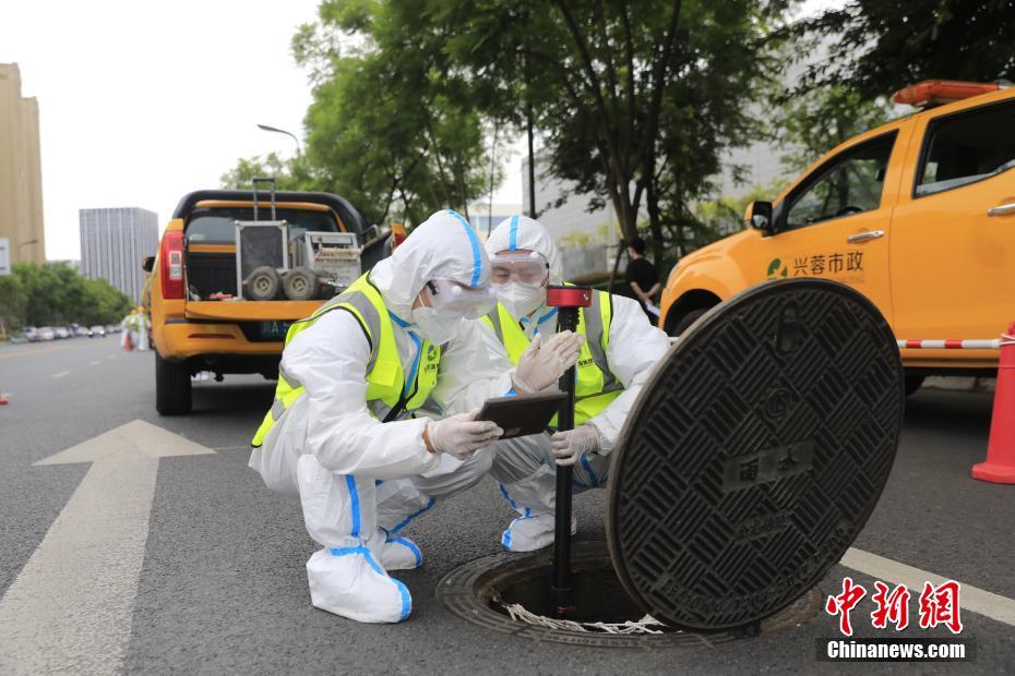 检察机关加大查办司法工作人员相关职务犯罪力度,坚持加大力度、务必搞准。最高检直接立案侦查西藏自治区公安厅原常务副厅长杨光明涉嫌徇私枉法案。